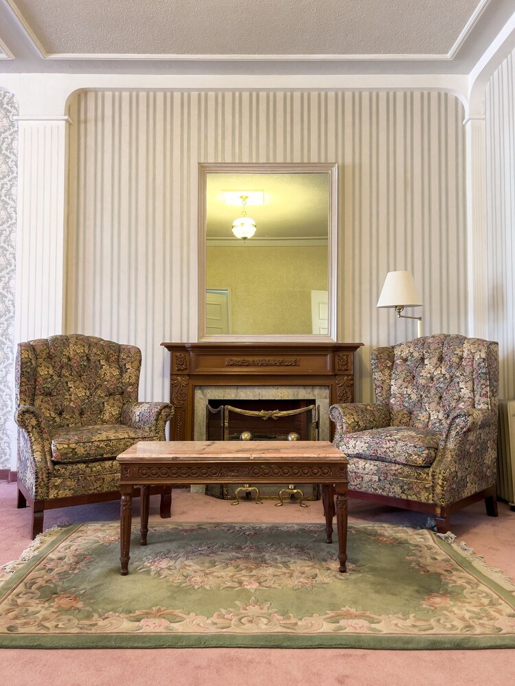 Gran Hotel Alameda 46/65