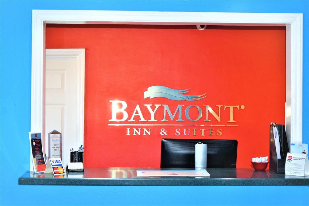Baymont By Wyndham Forest City 29/36