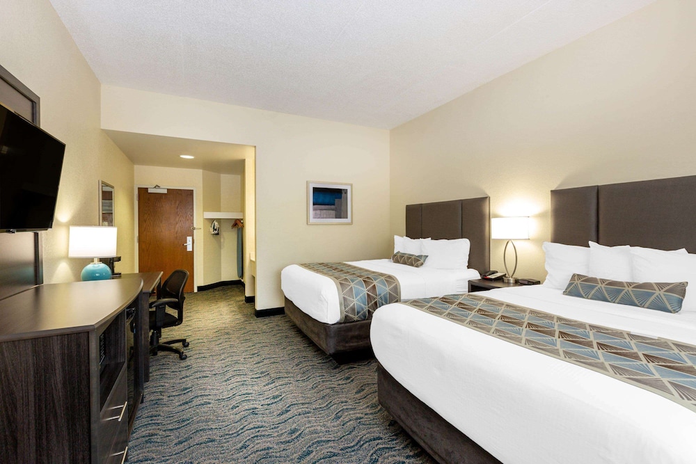 Baymont By Wyndham Des Moines Airport 9/56