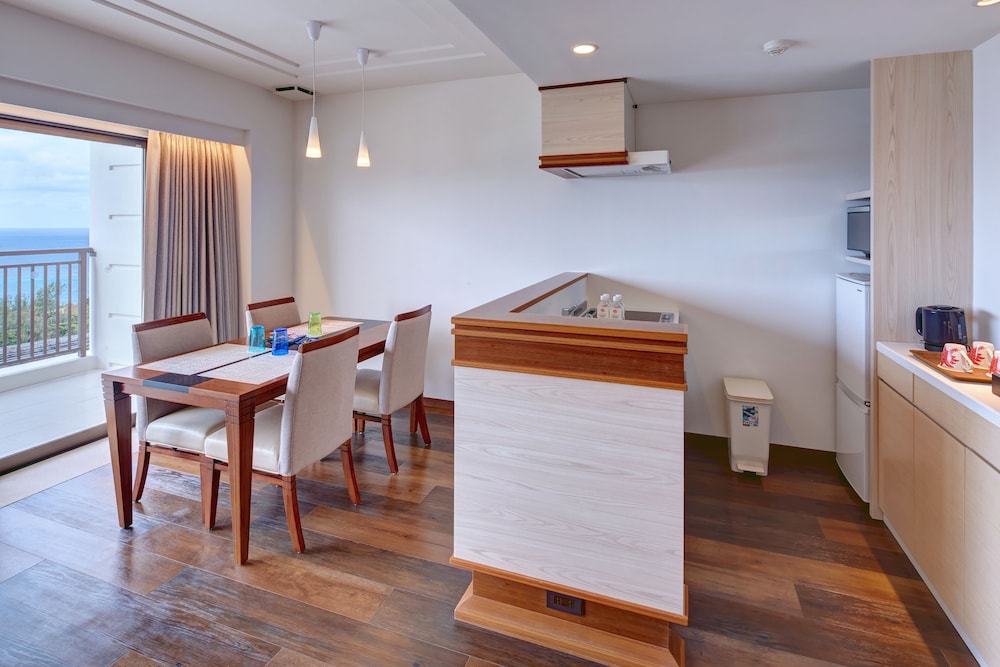Ala Mahaina Condo Hotel 58/74
