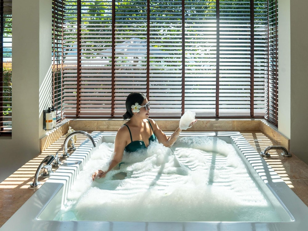 Pullman Phuket Panwa Beach Resort 77/120