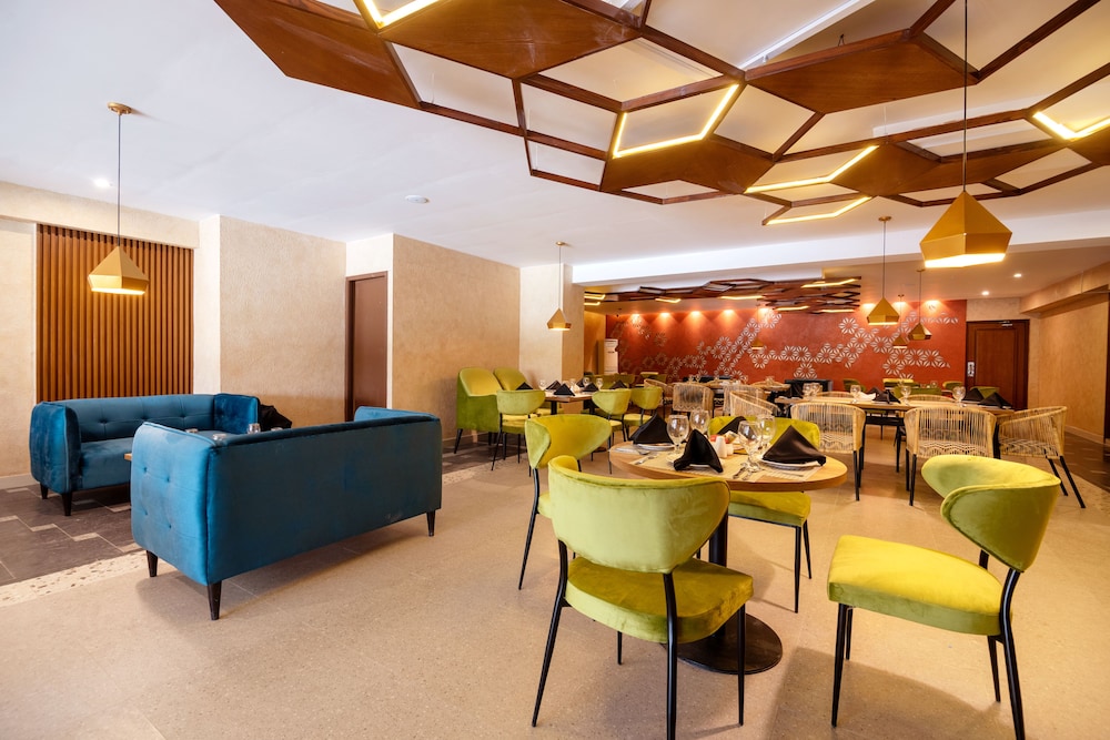 Hotel One Tower Gulberg 29/32