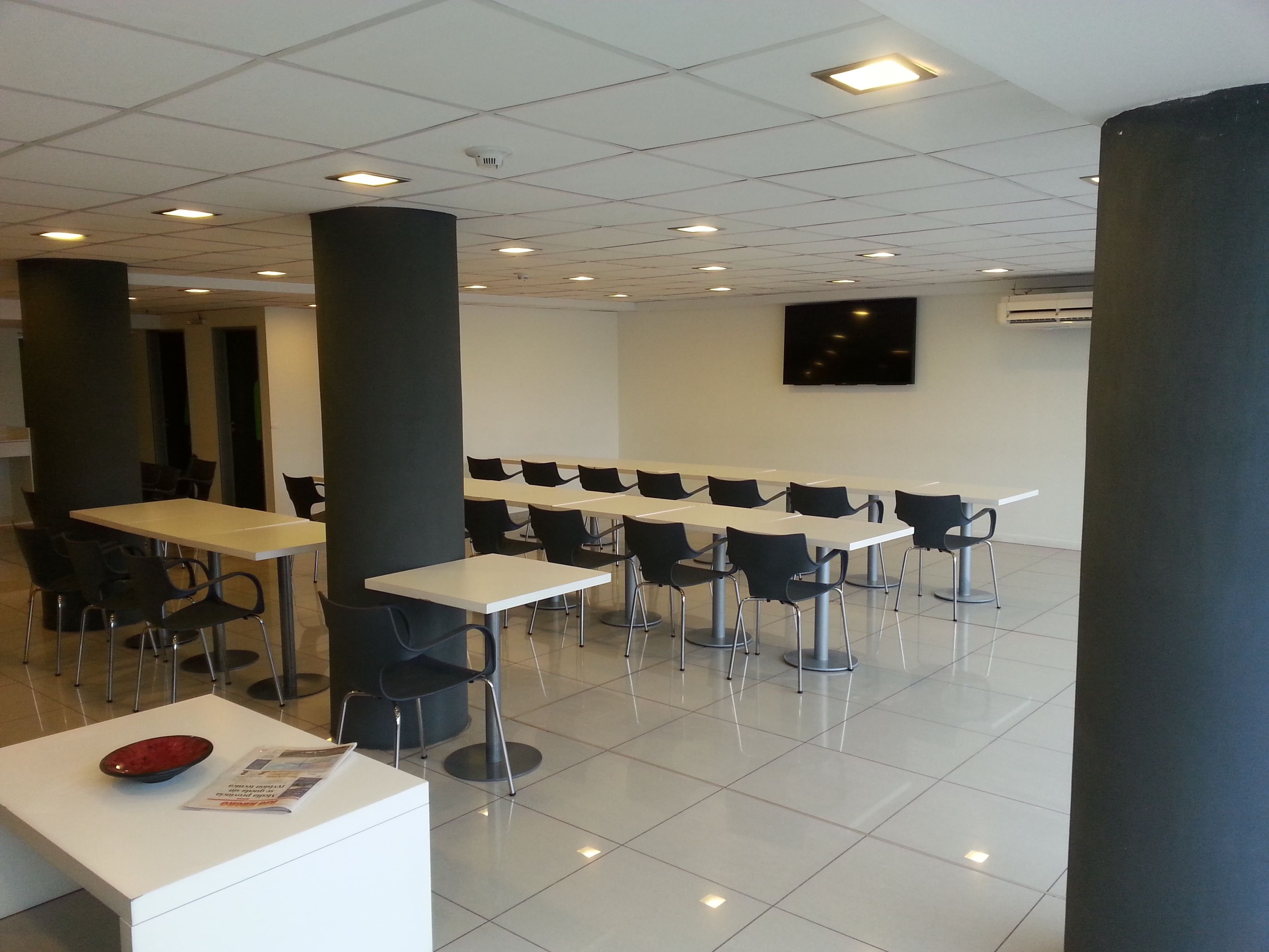 Hotel Neu 354 10/11