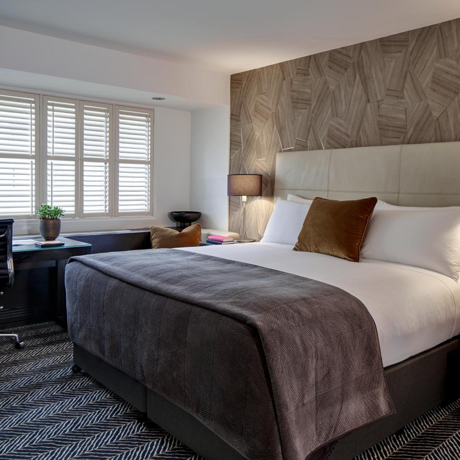Standard, King Bed