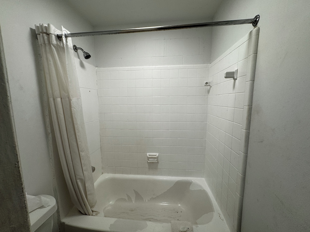 OYO Briarwood Motel 47/49