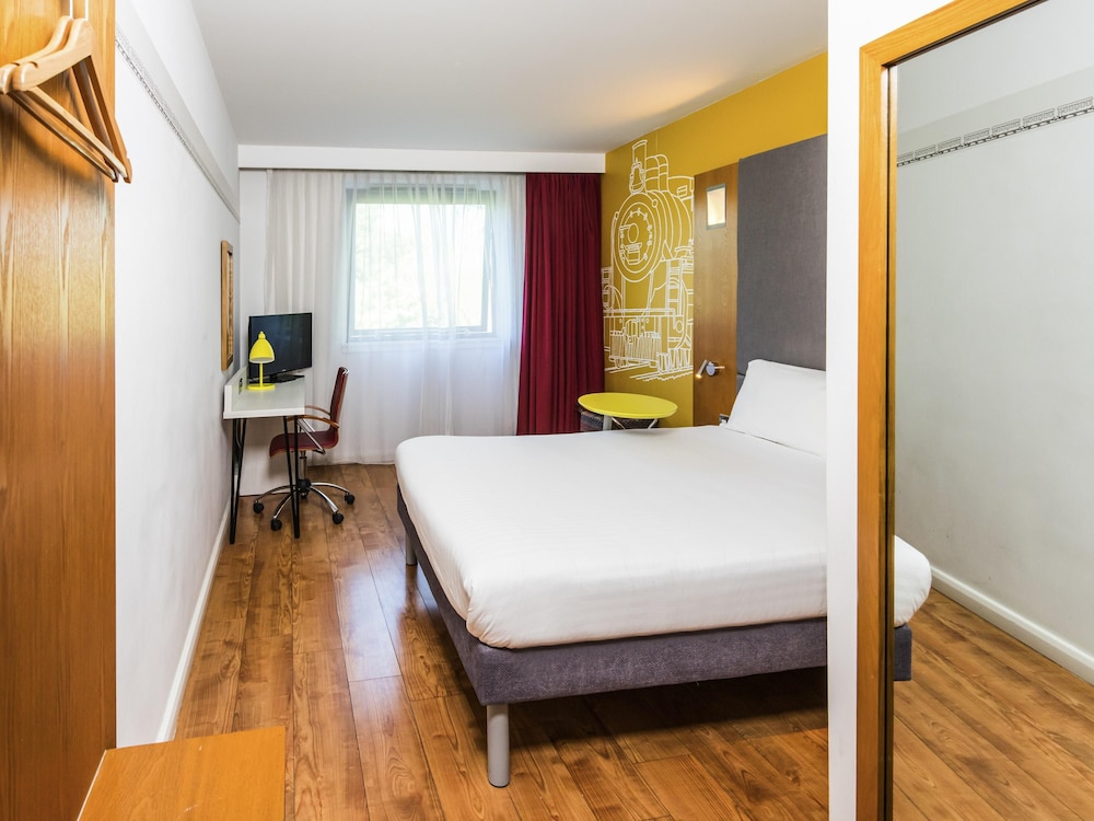 Ibis Styles Crewe 17/49