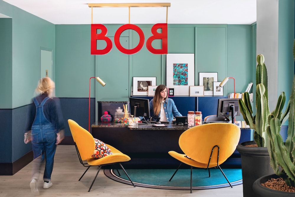 Bob Hotel 35/42