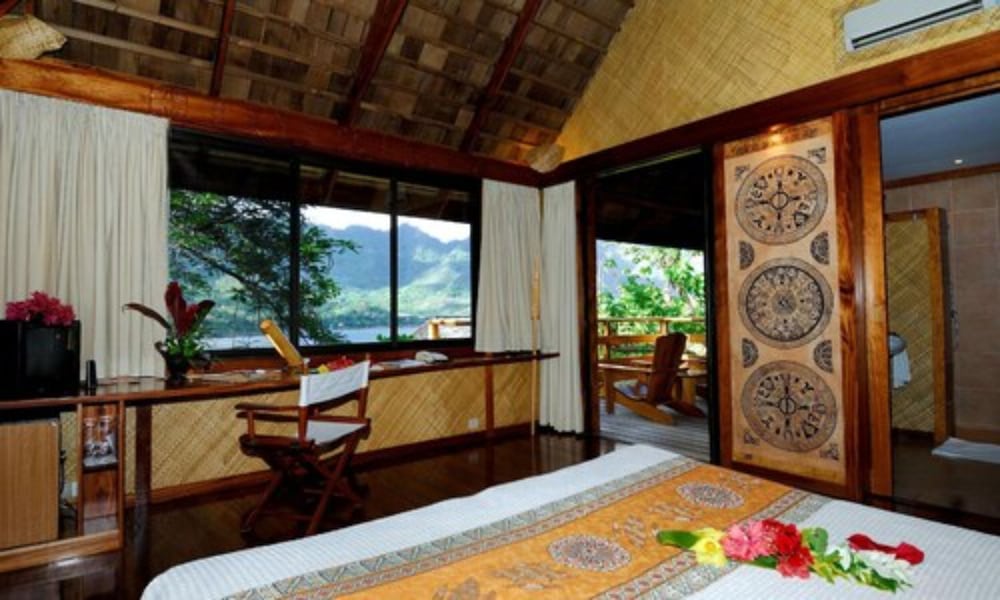 NUKU HIVA KEIKAHANUI PEARL LODGE 35/56