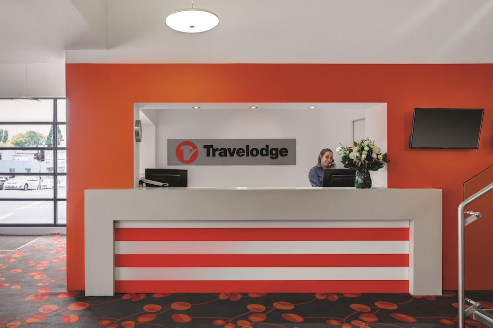 TRAVELODGE HOBART 11/70