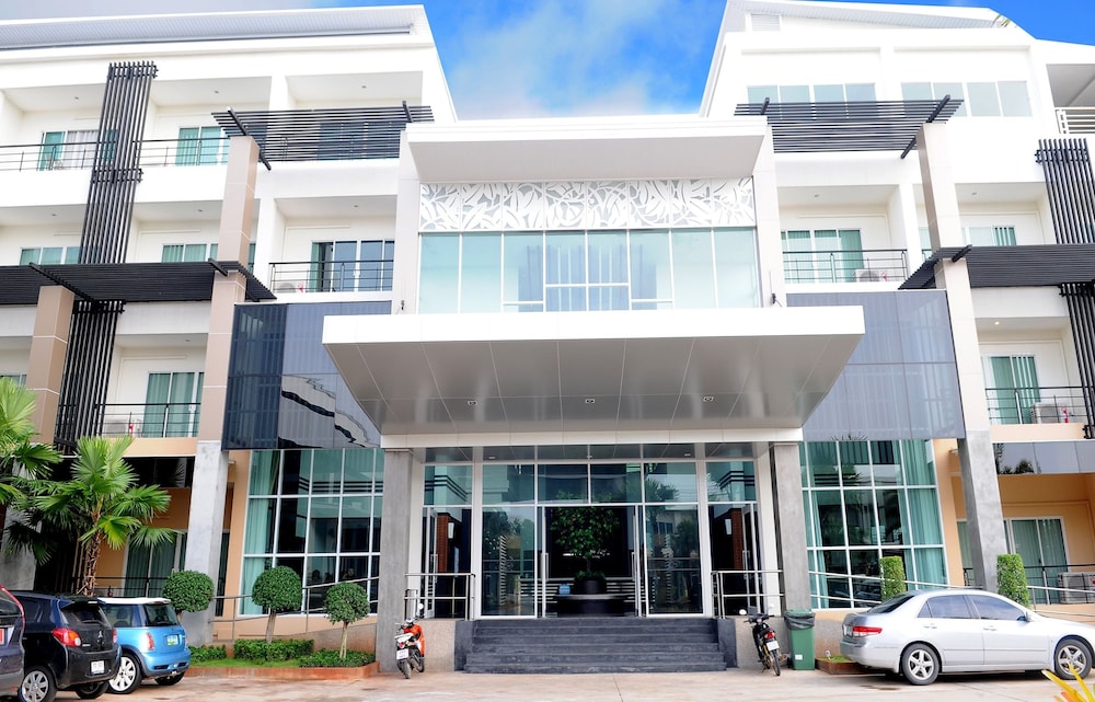 The O Valley Hotel 12/60