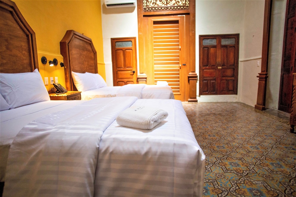 Hotel Real Toledo by Kavia 10/50