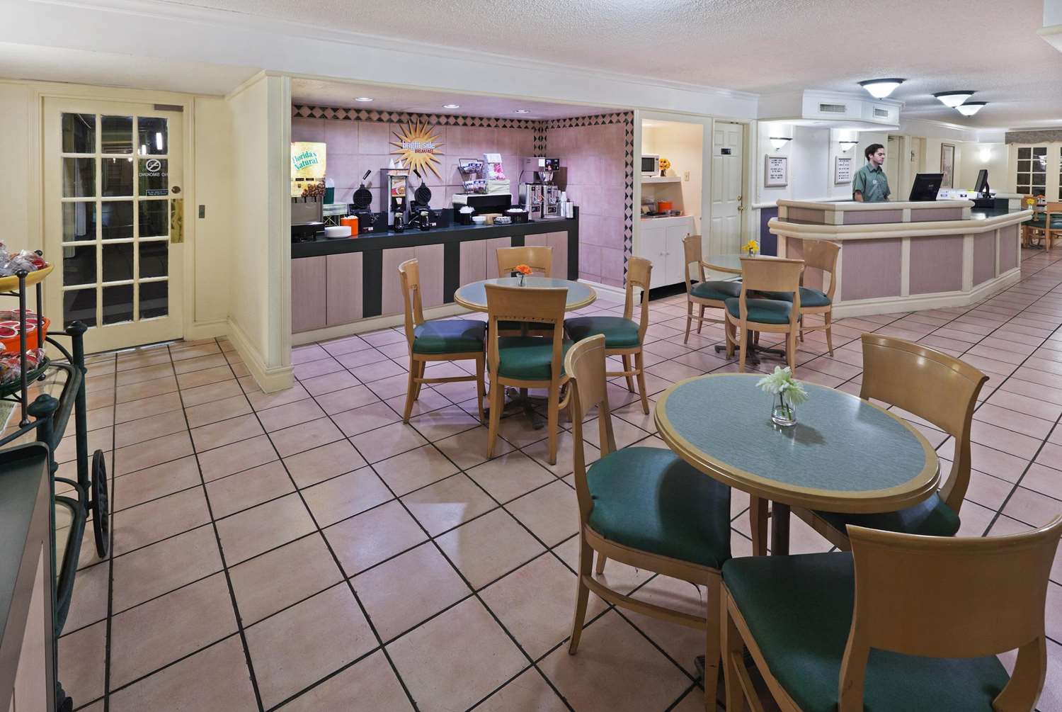 La Quinta Inn by Wyndham Austin Oltorf 31/33