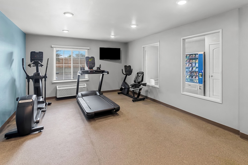 WoodSpring Suites Austin North I-35 13/32
