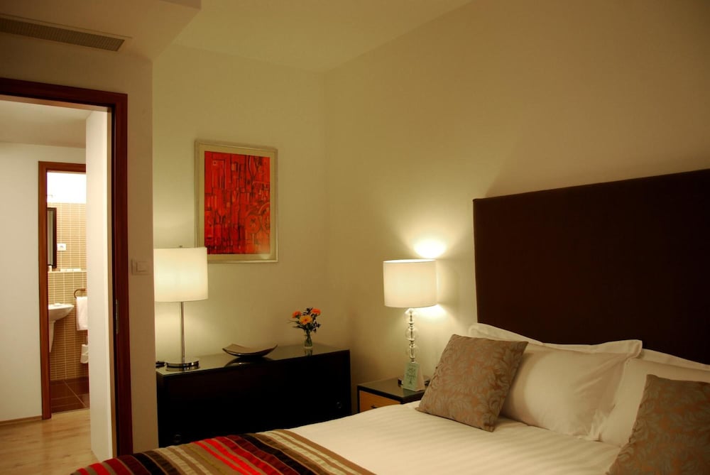Escala Hotel & Suites Budapest 10/66