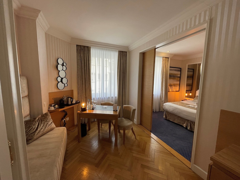 Hotel Royal Lutetia 31/50
