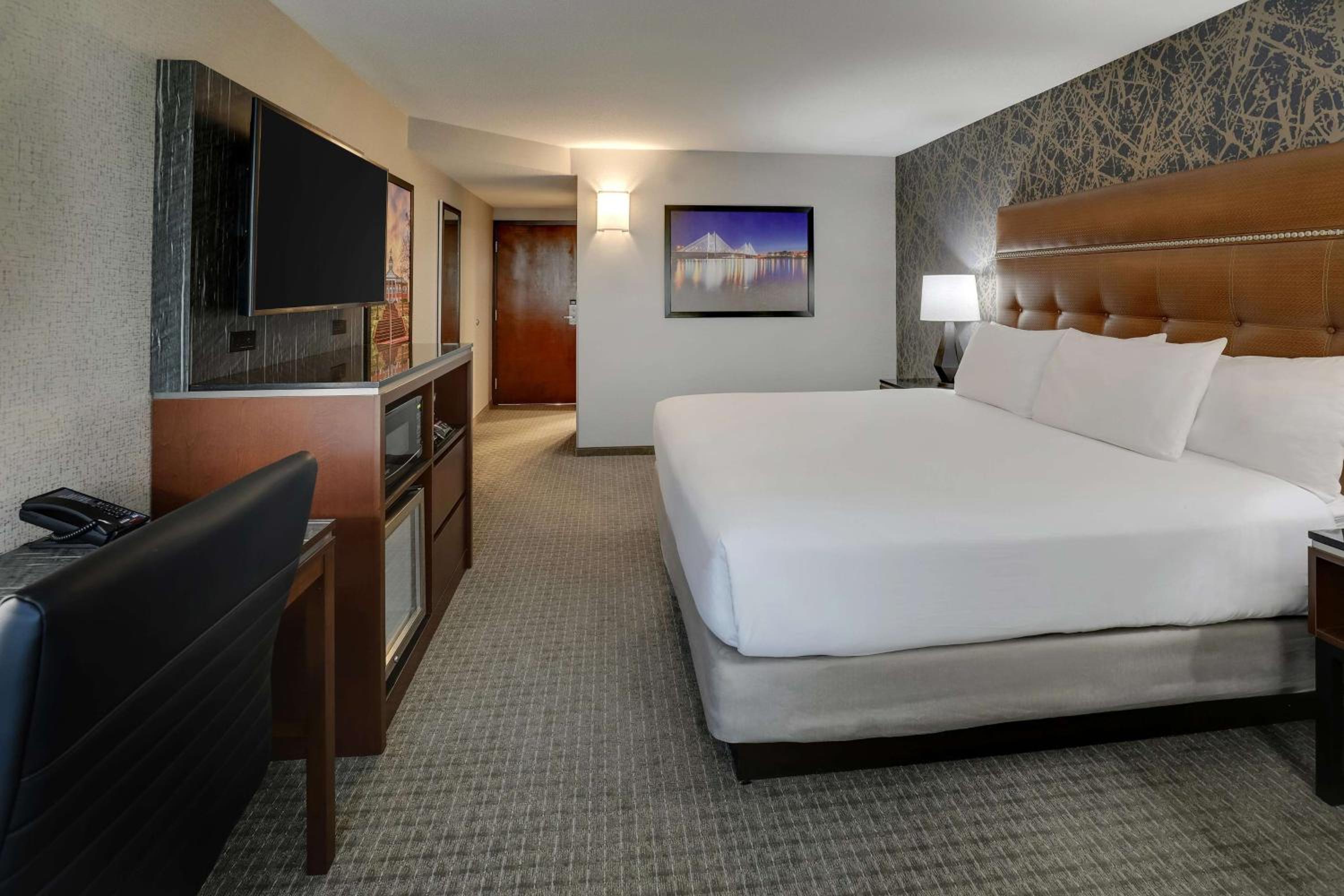 Superior, King Bed
