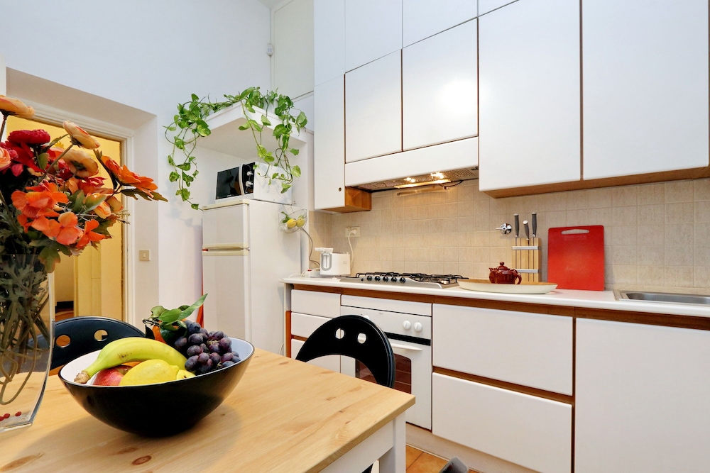 Bollo Wr Apartments 66/72