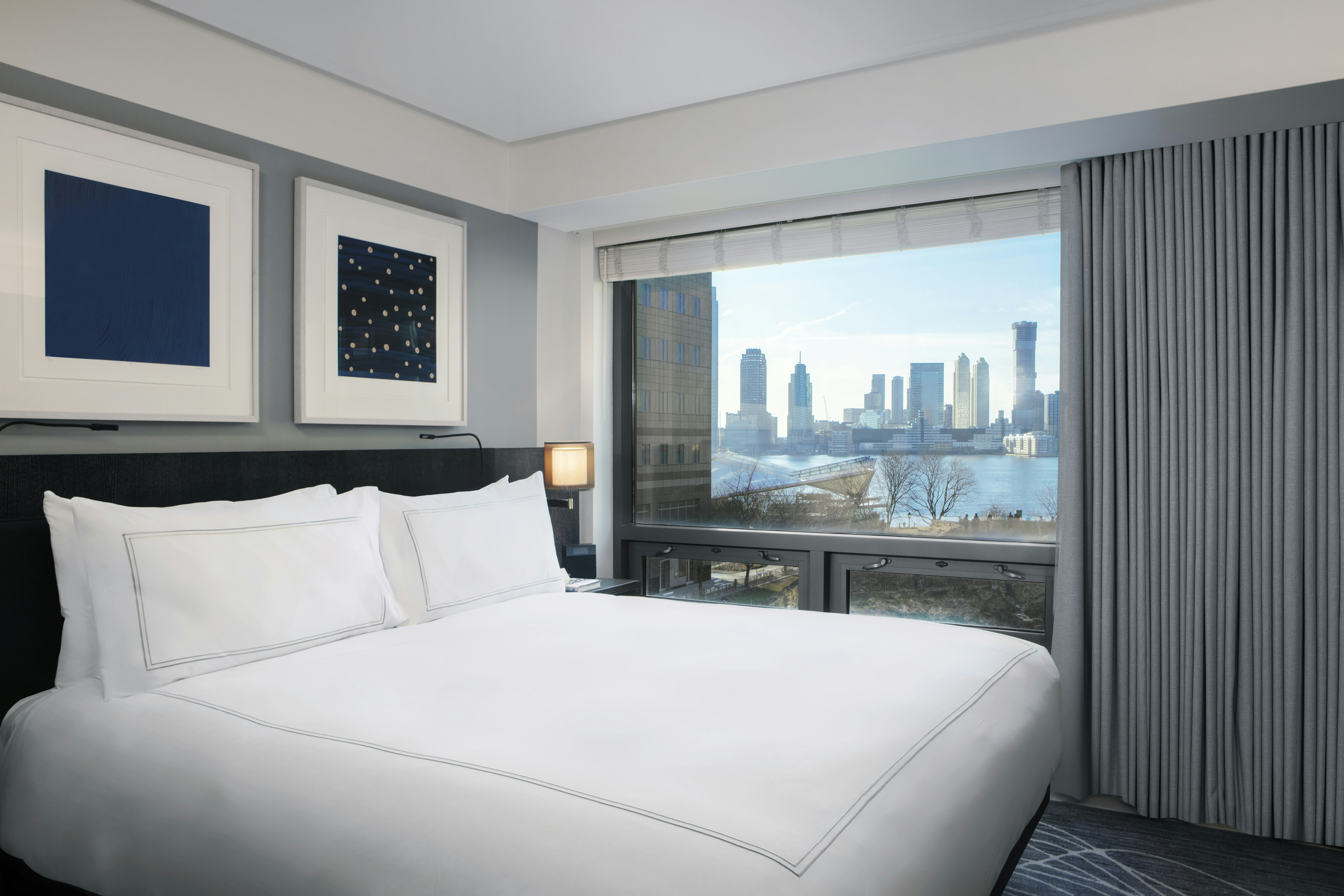 SUITE, KING BED, RIVER VIEW