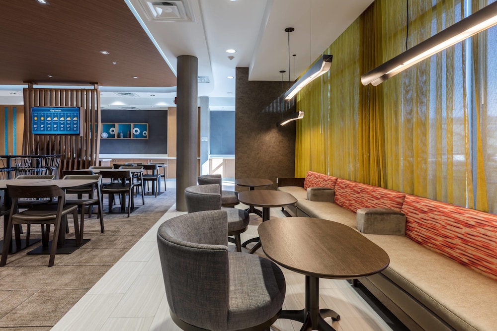 Springhill Suites Columbia 26/34