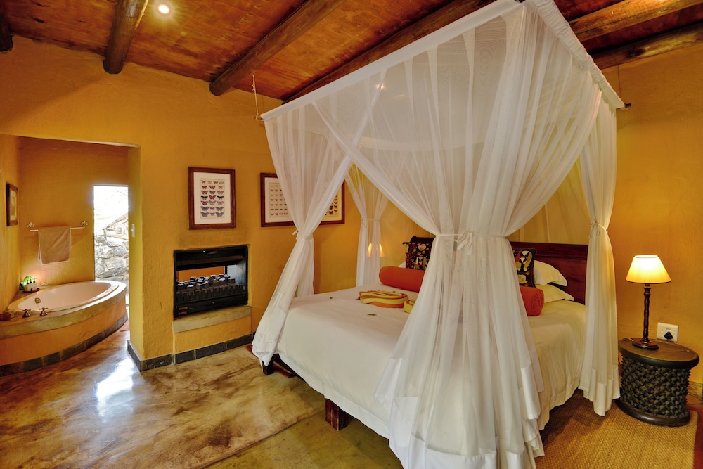 Motswiri Private Safari Lodge 12/67