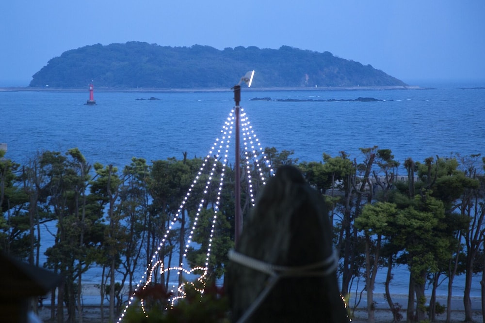 Ryugu Hotel 68/68