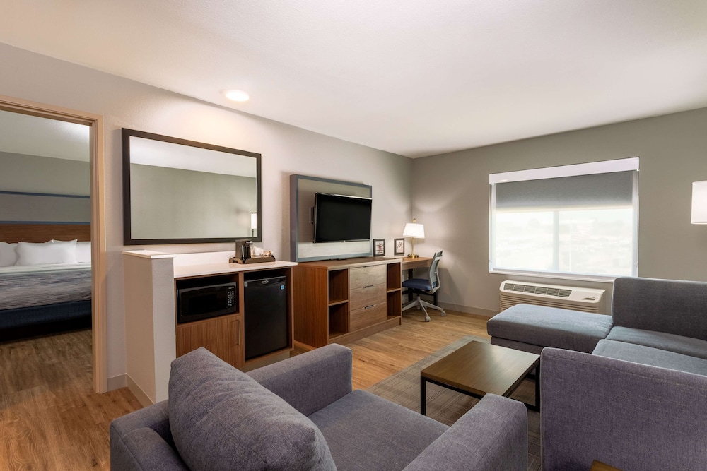 AmericInn by Wyndham San Angelo 20/28