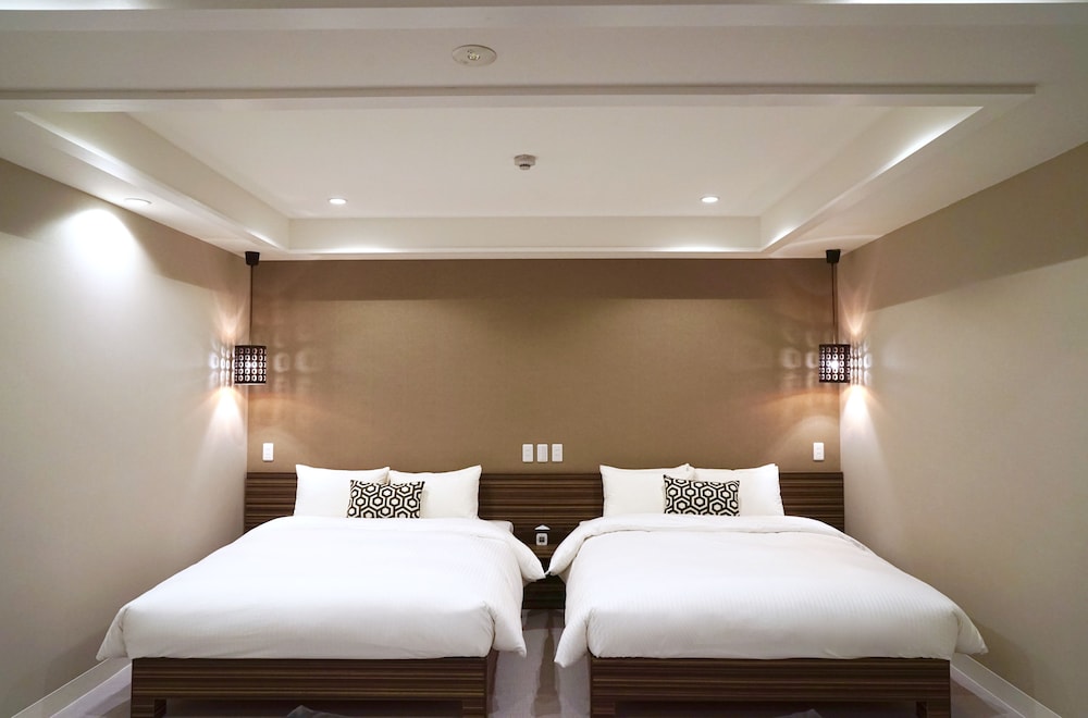 Hotel 88 Shinsaibashi 25/74