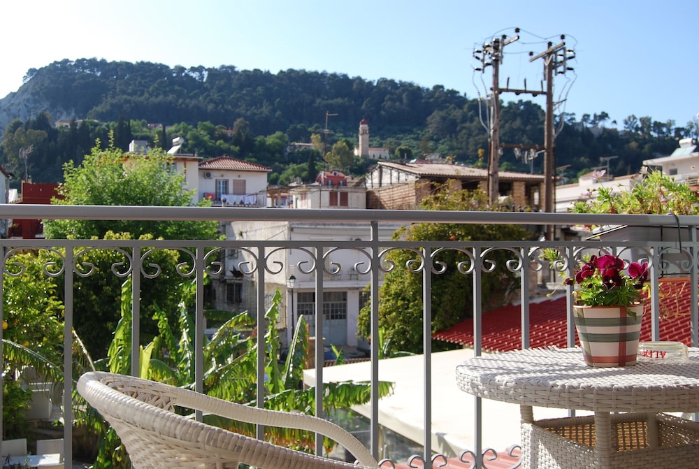 Dali Luxury Rooms 5/50