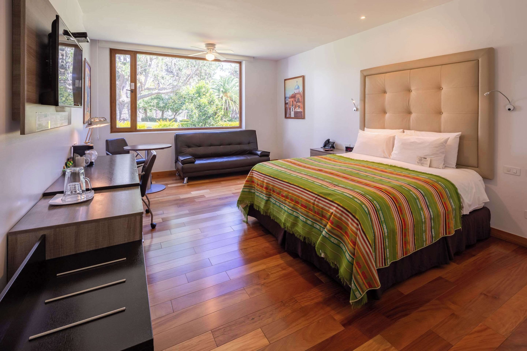 Superior, Queen Bed, Garden or Patio View, Sofa, Accessible
