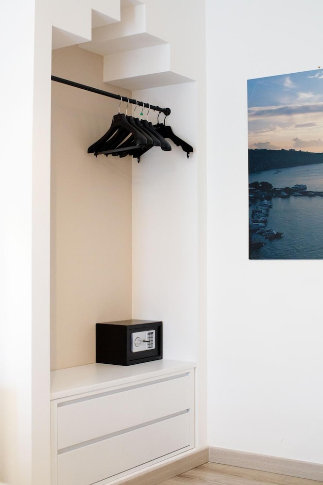 Sorrento Comfort Rooms 17/22