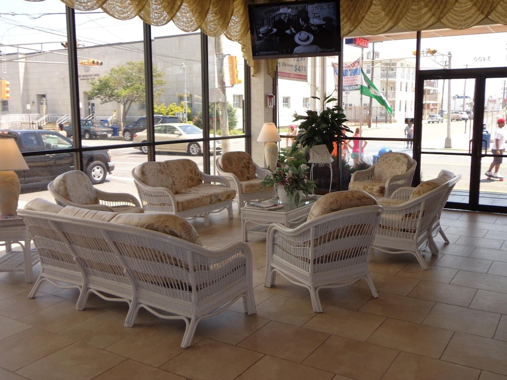 Beach Terrace Motor Inn 9/26