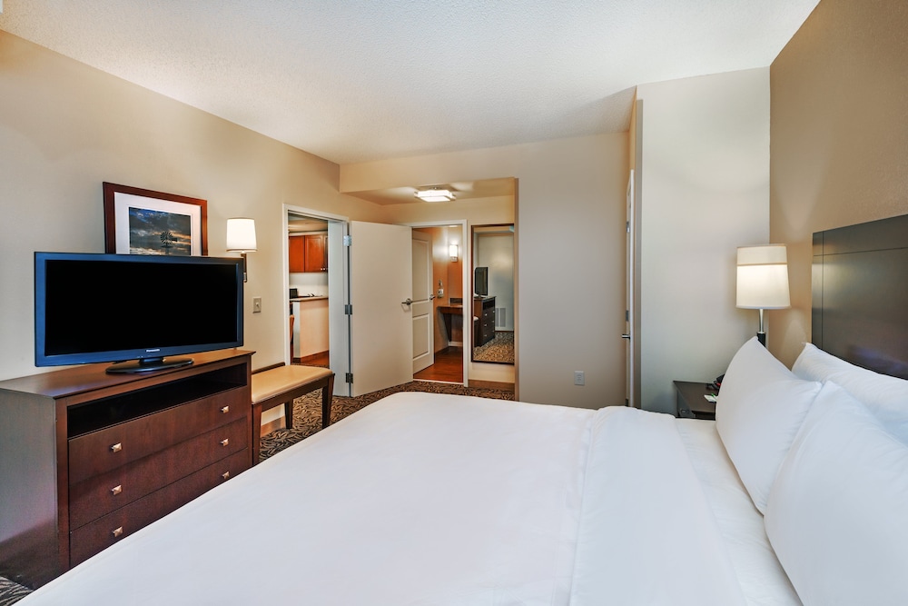 Holiday Inn Ardmore I 35 15/49