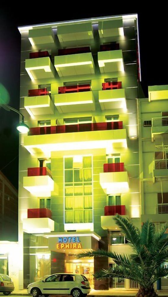 Ephira Hotel 3/56