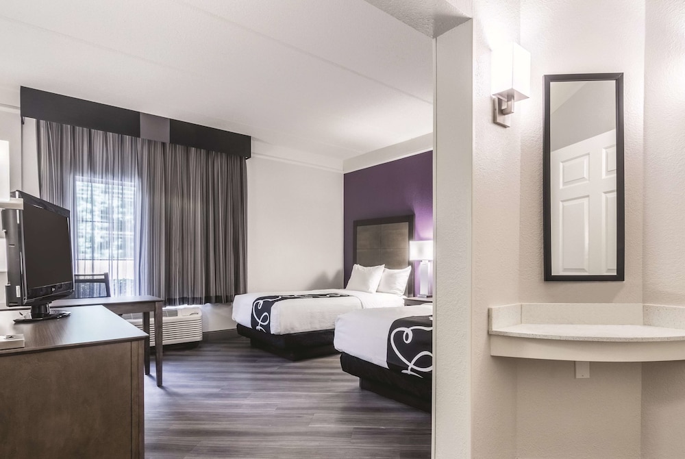 La Quinta Inn & Suites by Wyndham Atlanta Conyers 21/46