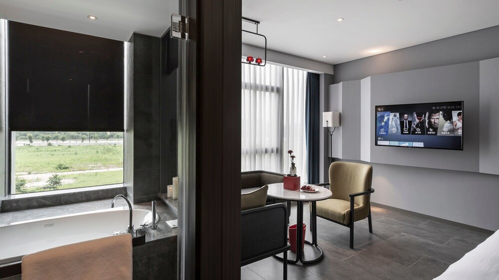 Lucid Xixi Hotel 50/57