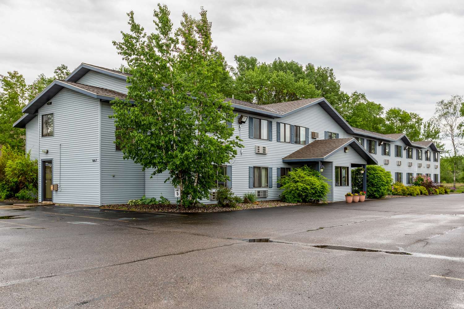 Rodeway Inn, Rhinelander, WI 19/20