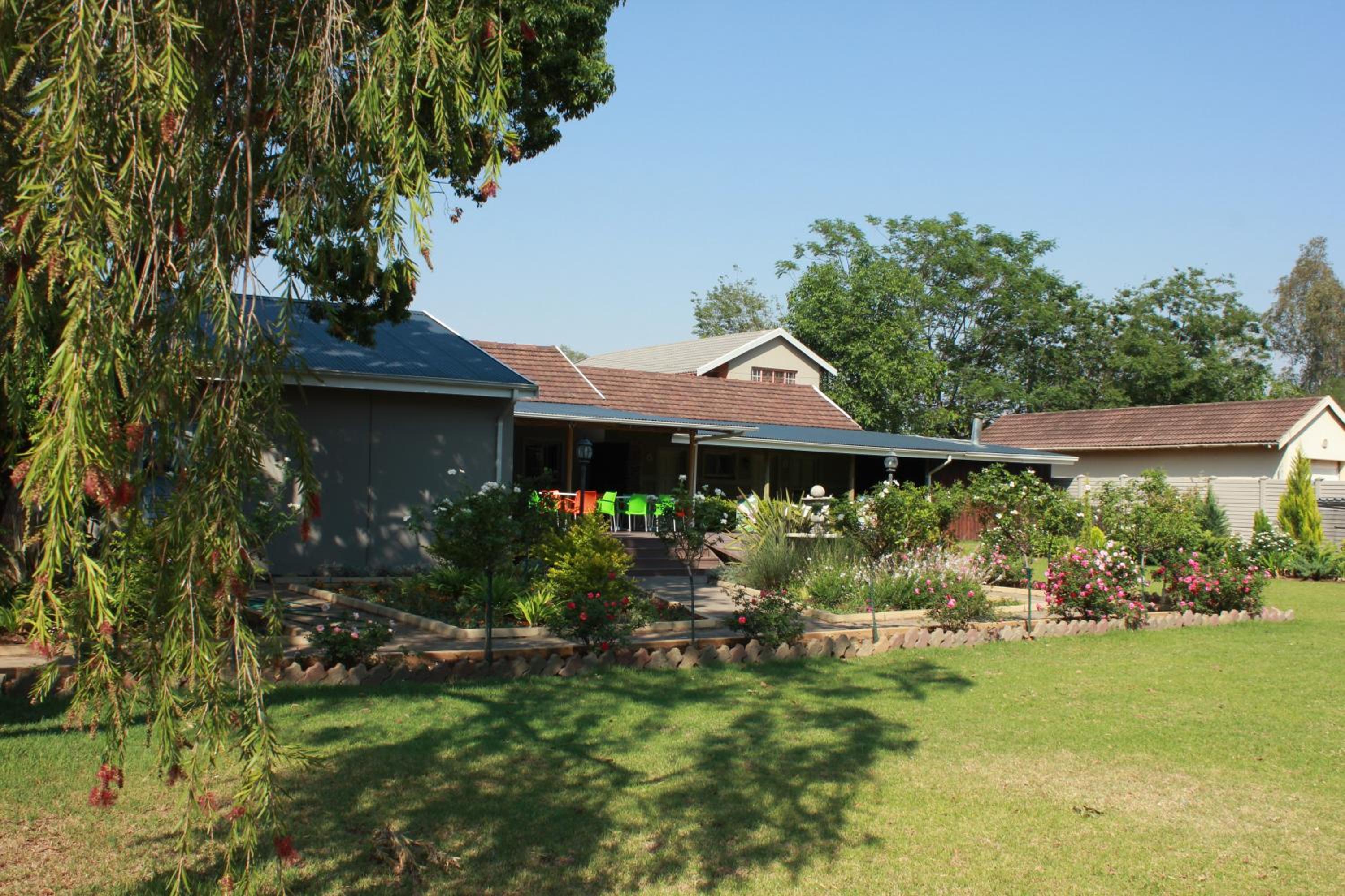 Itumeleng Guest House 9/9