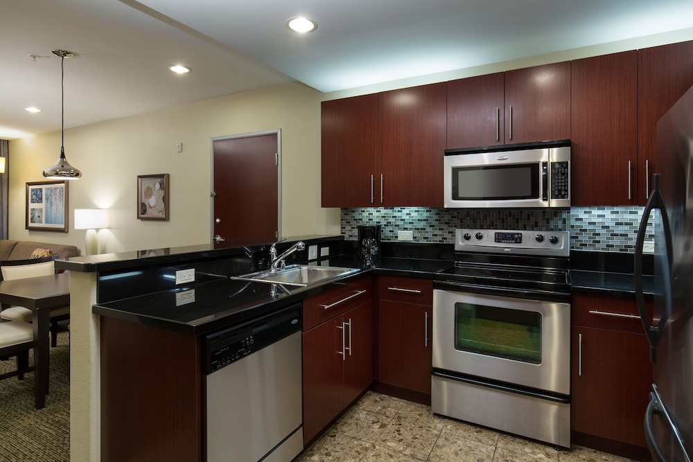 Staybridge Suites Las Vegas 58/81