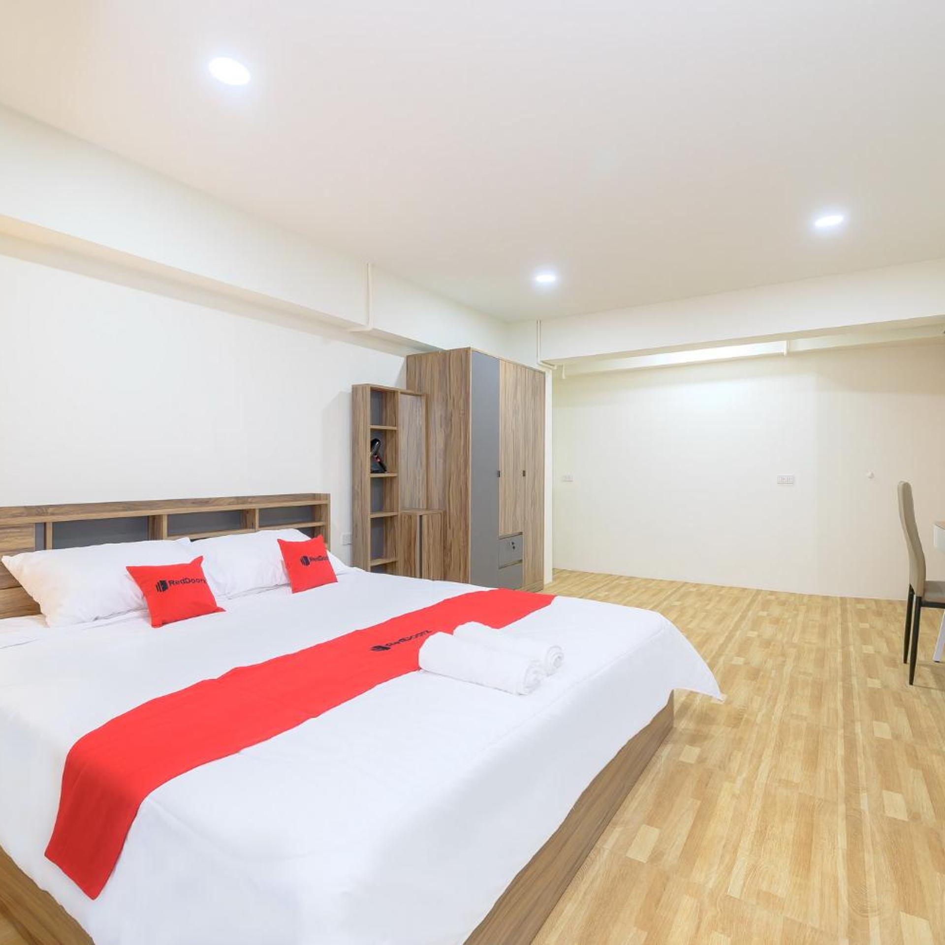 RedDoorz Plus Hoenhao Boutique Hotel Ratchada 10/36