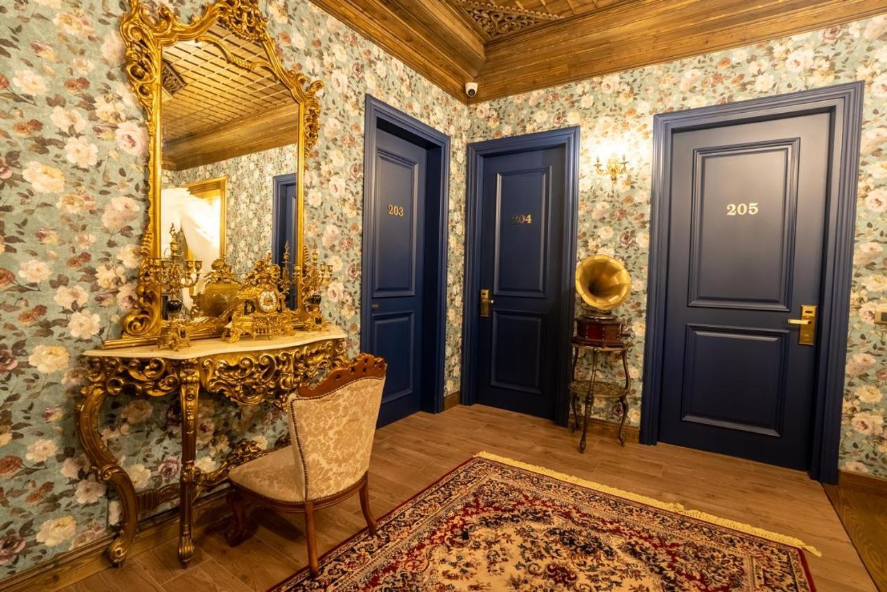 Castle Boutique Hotel 50/63