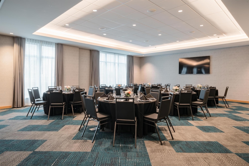 Hyatt Place Sacramento International Airport 35/47