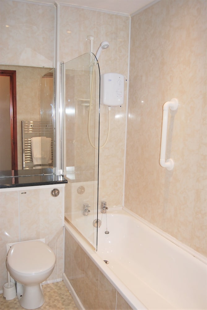Kingswood Hotel 31/32