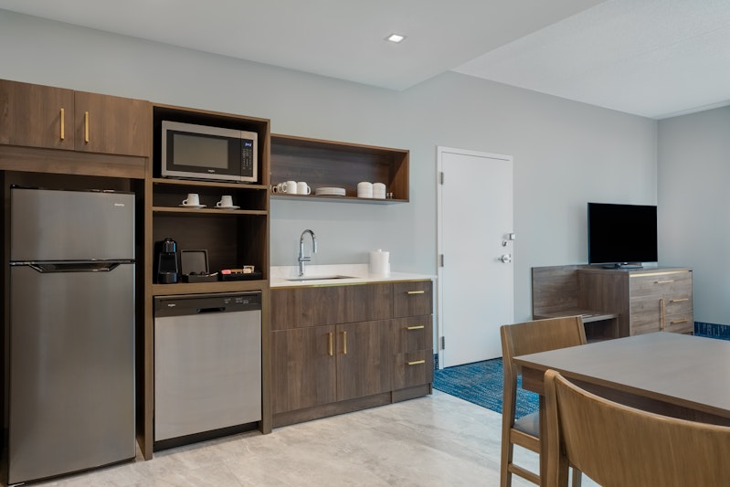 Home2 Suites by Hilton Huntsville 17/28
