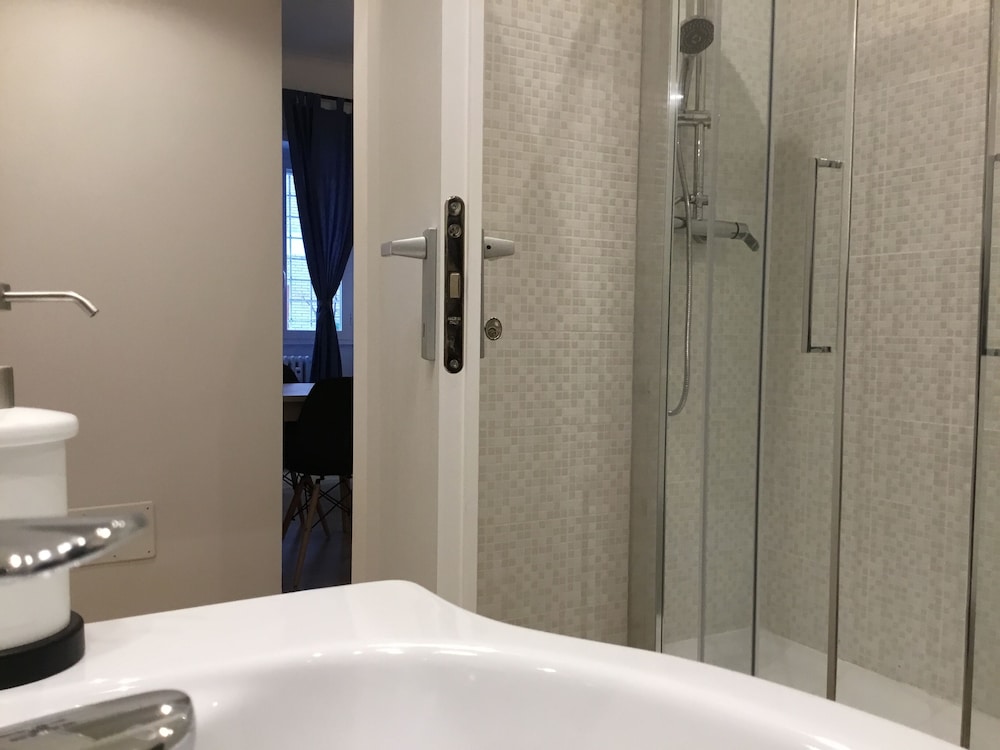 Le Fate Suites 25/26