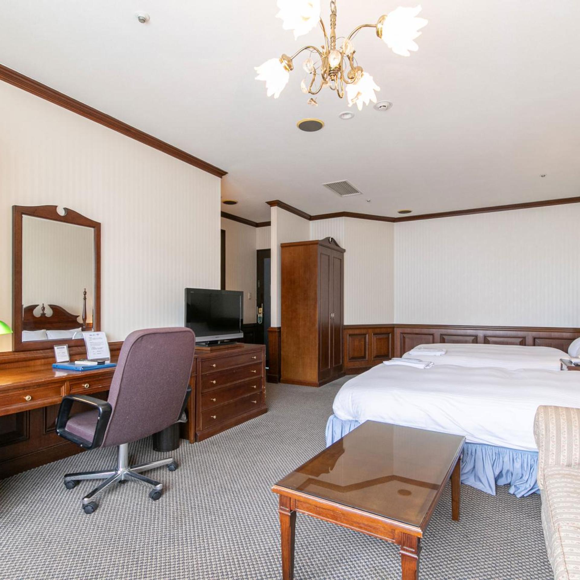 Victoria Inn Nagasaki Ex Holiday Inn 44/50