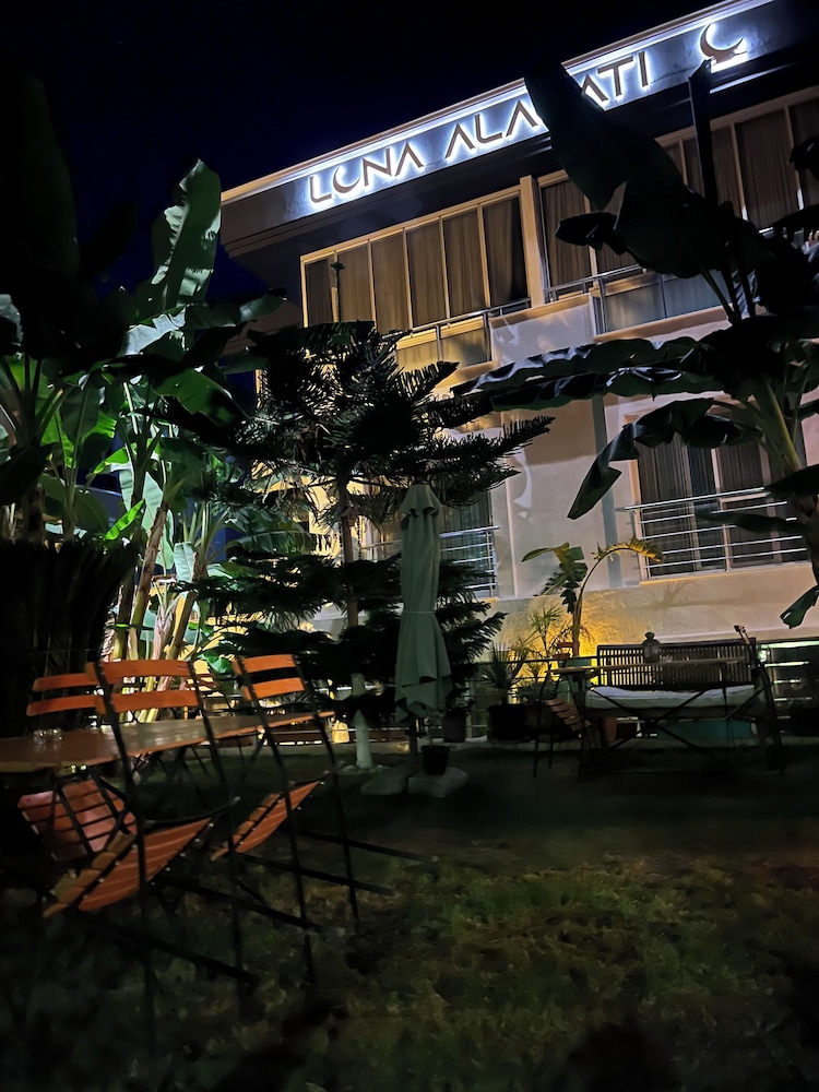 Luna Alacati Hotel 4/47