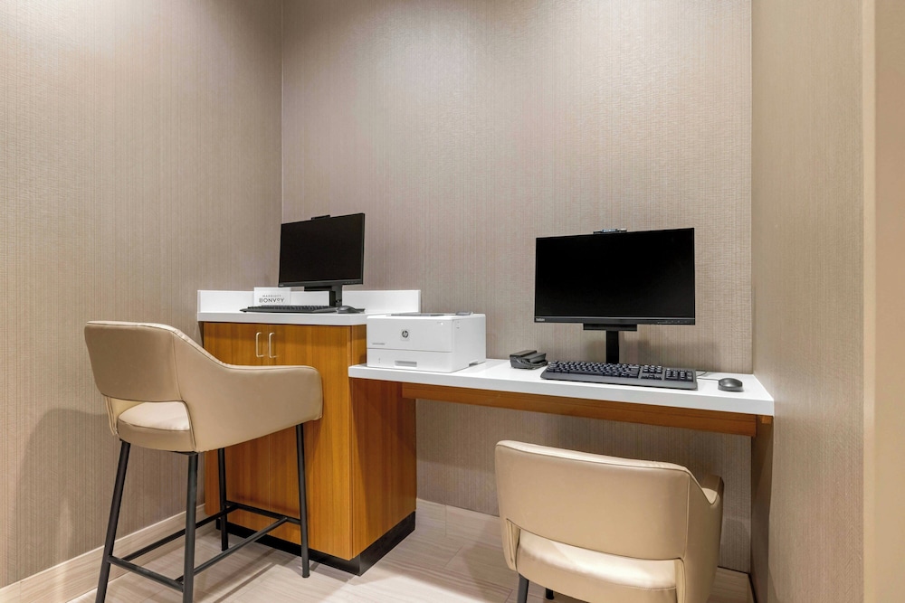 SpringHill Suites by Marriott Anaheim Placentia/Fullerton 19/24