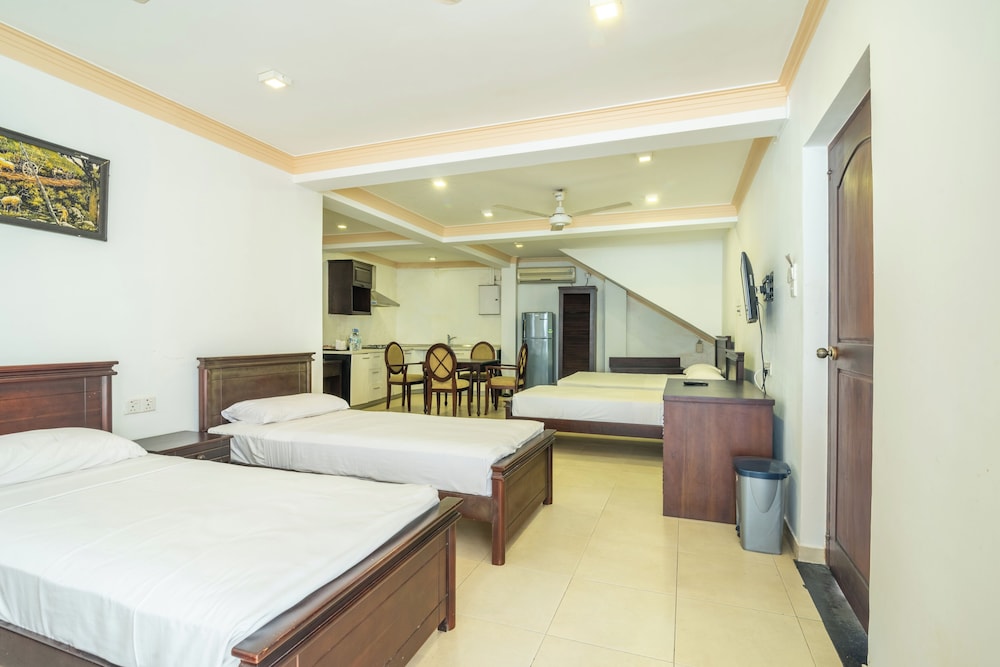 Oak Ray Serene Garden Hotel 13/64