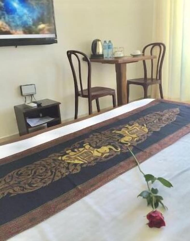 Kandy Supreme Hotel 8/61
