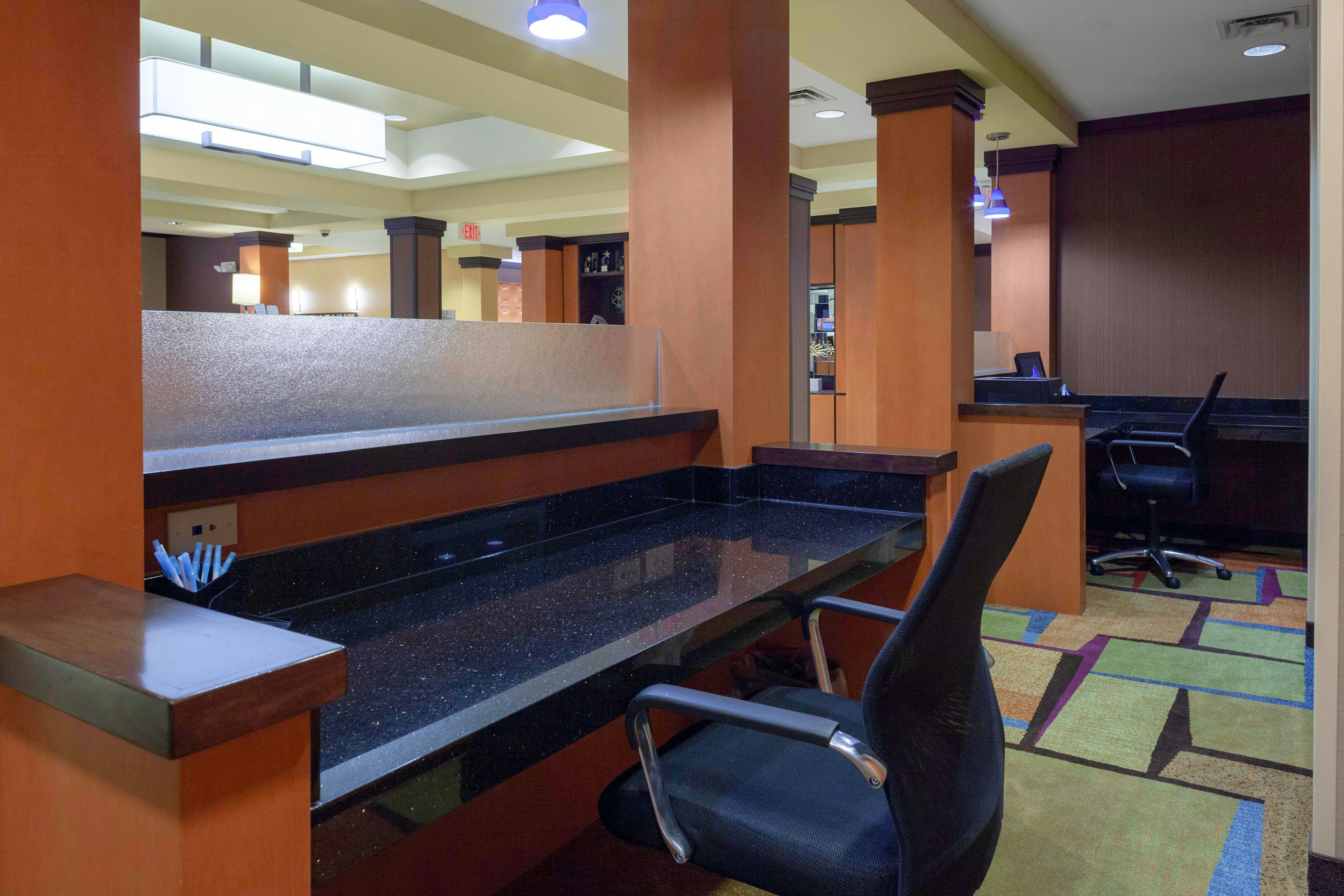 Fairfield Inn & Suites Seymour 7/40